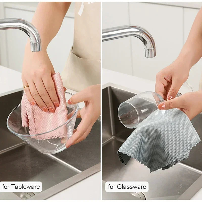 10-Pack Lint-Free Microfiber Glass Cleaning Cloths for Windows, Cars, Kitchens, and Mirrors - Reusable Fish Scale Design for Streak-Free Polishing
