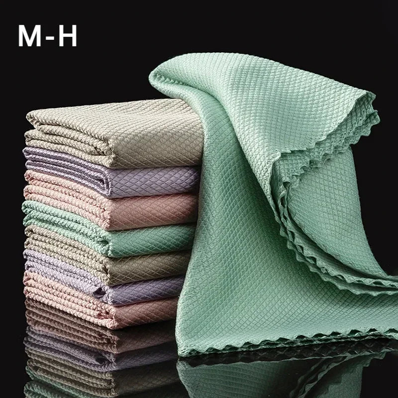 10-Pack Lint-Free Microfiber Glass Cleaning Cloths for Windows, Cars, Kitchens, and Mirrors - Reusable Fish Scale Design for Streak-Free Polishing